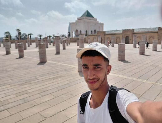 خبير في المبيعات وتواصل<div class="listing-provider-name">MOHAMED elanebari</div>