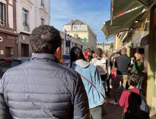 Faire la queue a votre place<div class="listing-provider-name">Zerhouni Hamza</div>